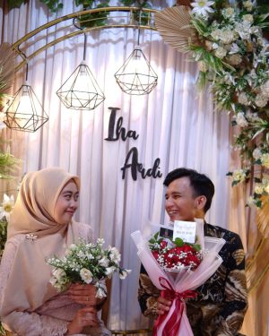 B81C60FE-67C4-4792-B7FC-03424D7E4659-43765-0000084379E202B4