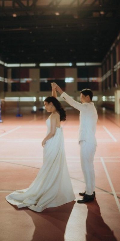 g_p_o_potret_prewedding_valencia_tanoe_dan_kevin_sanjaya_romantis_di_lapangan_badminton_kevin_sanjaya_valencia_tanoe-20230307-003-non_fotografer_kly